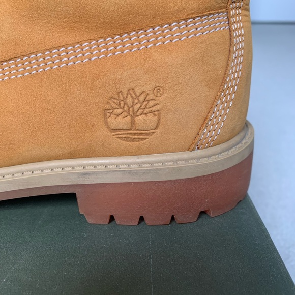 Beautiful Timberland Boots! - Picture 6 of 7